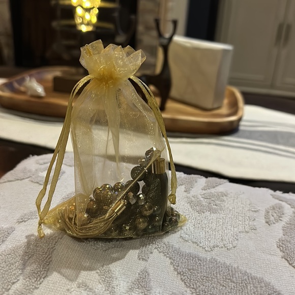 Macy’s Bracelets, lot of 3 - Picture 11 of 11